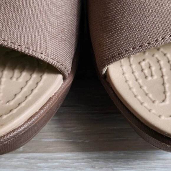 Crocs Leigh 2 Strap Wedge Sandals 11w Bronze Dual Comfort Women's Fashion Shoes - Picture 8 of 16